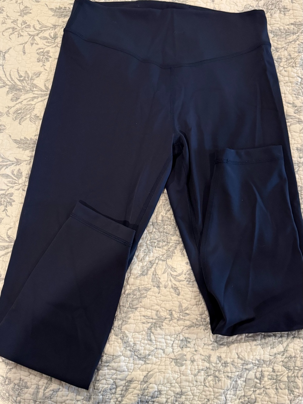Lululemon size 10 leggings